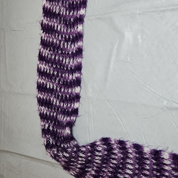 Purple Scarf And Hat - Picture 6 of 12